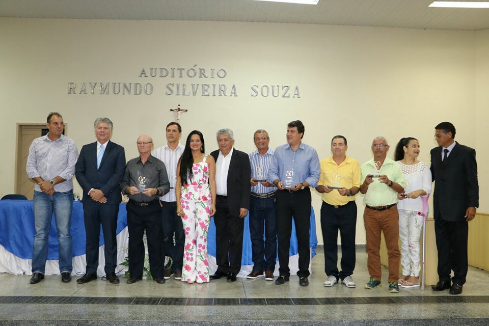 Adriana Leite prestigiou solenidade em comemoração aos 50 anos do SAAE