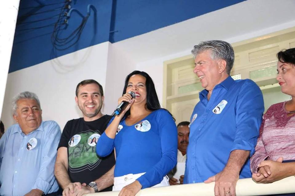  Candidata a deputada estadual Adriana Leite lança campanha e inaugura comitê eleitoral
