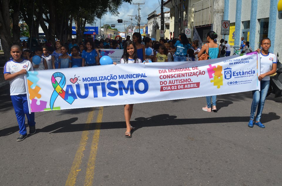 Prefeitura de Estância promove caminhada no Dia Mundial de Conscientização do Autismo