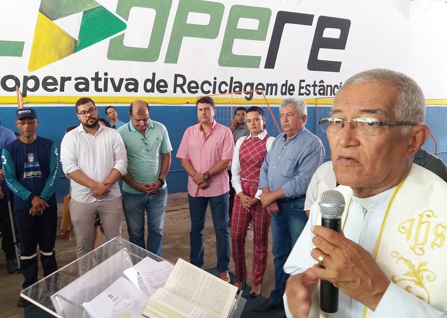 Prefeitura de Estância inaugura Centro de Triagem da Cooperativa de Reciclagem do município