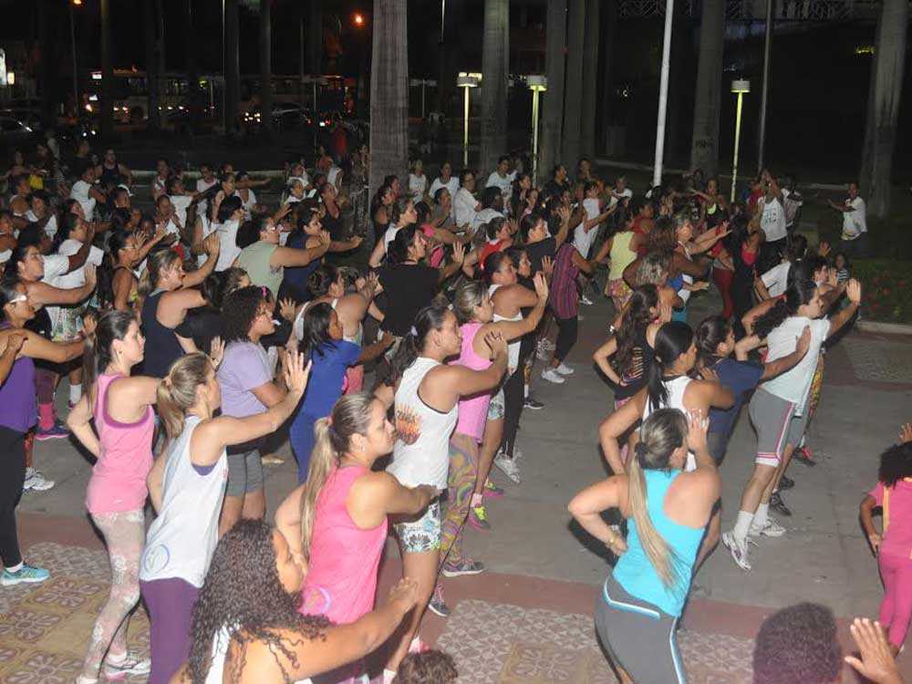 Estância: Alinete Soares lança Projeto Zumba Fitness