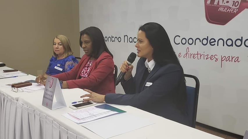 Adriana Leite participou em Brasília do VII Encontro Nacional de Coordenadoras do PRB Mulher
