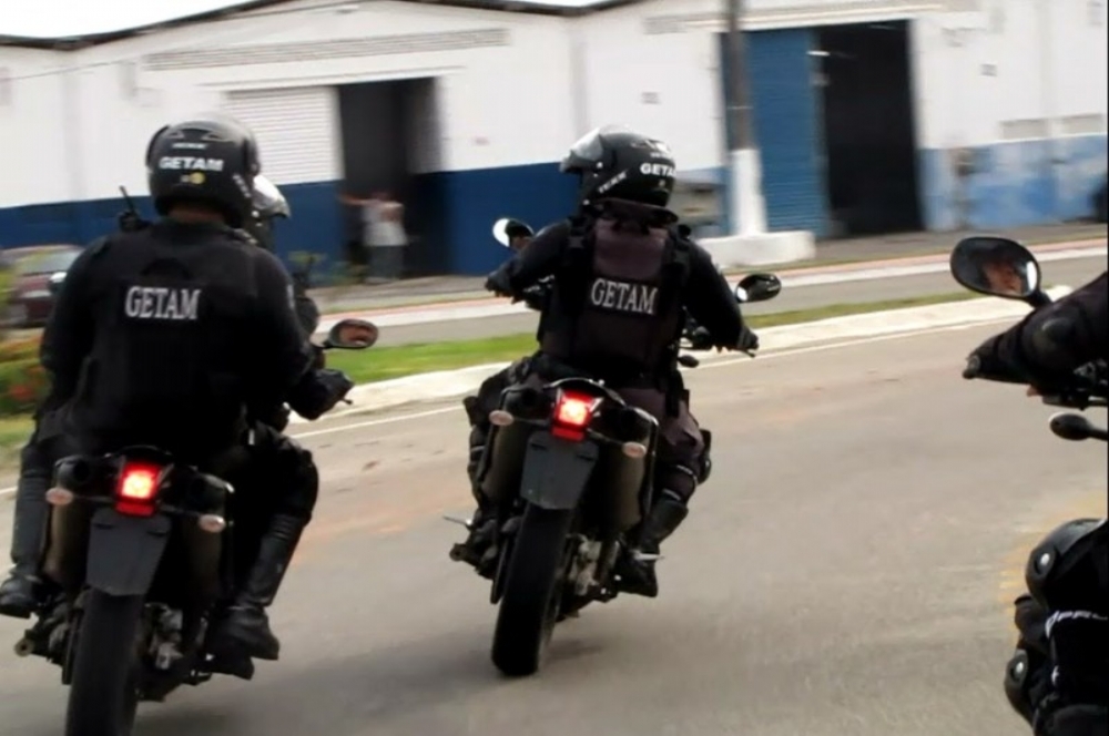 GETAM do 6°BPM apreende um indivíduo e desarticula desmanche de motos em Estância