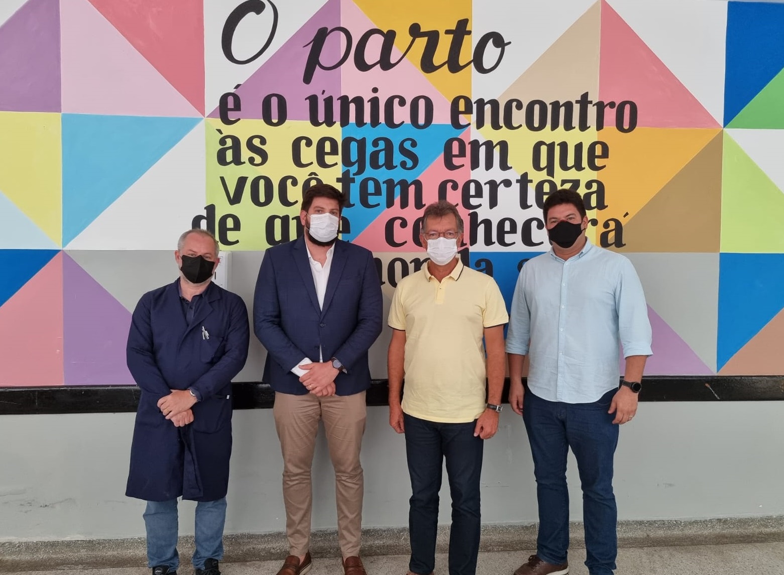 Deputado federal Laércio Oliveira visita o Hospital Amparo de Maria