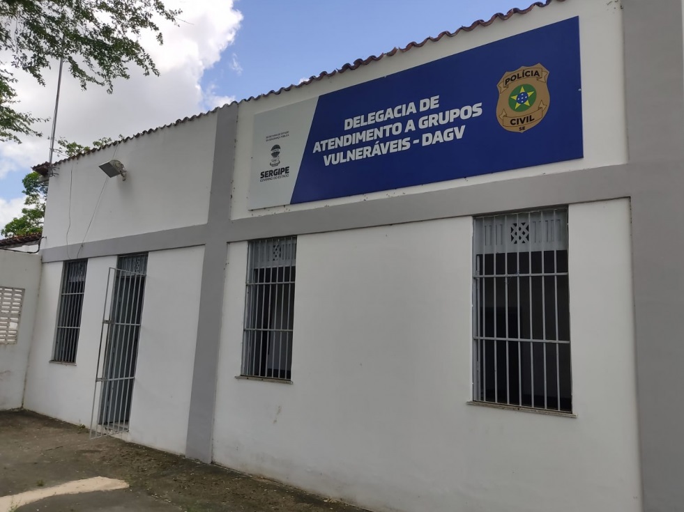 Polícia Civil cumpre mandado de prisão contra investigado por tentativa de estupro em Estância