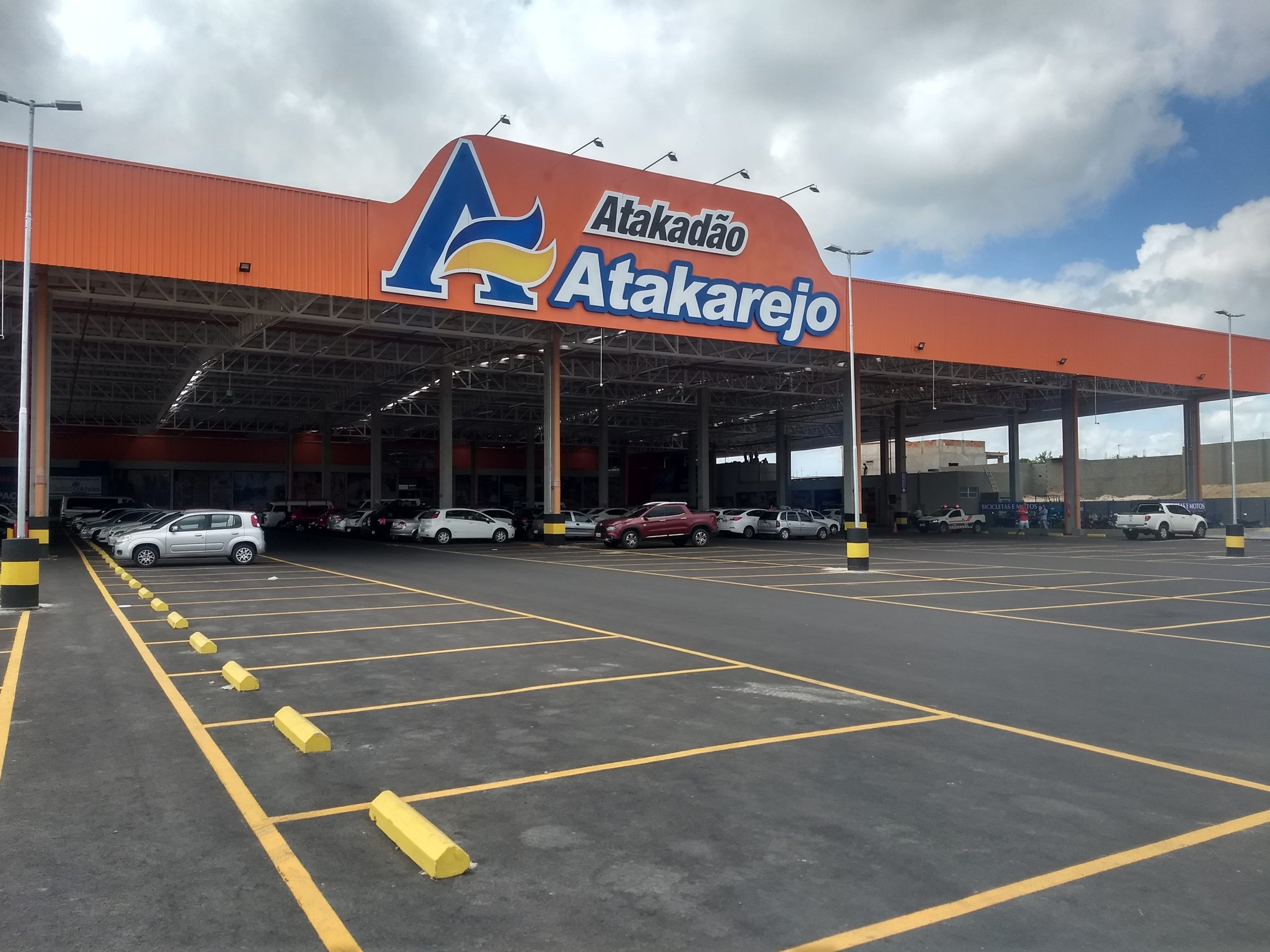 Grupo Atakarejo anuncia construção de nova filial em Estância; 300 empregos devem ser gerados 