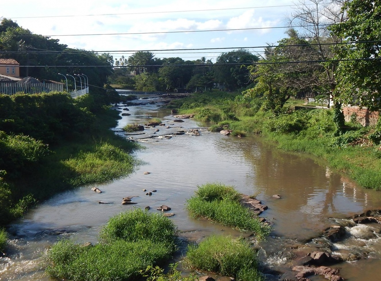 Corpo de Bombeiros ainda realiza buscas por jovem que desapareceu no Rio Piauitinga