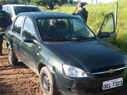 Guarda Municipal de Estância recupera na zona rural carro roubado em Itaporanga